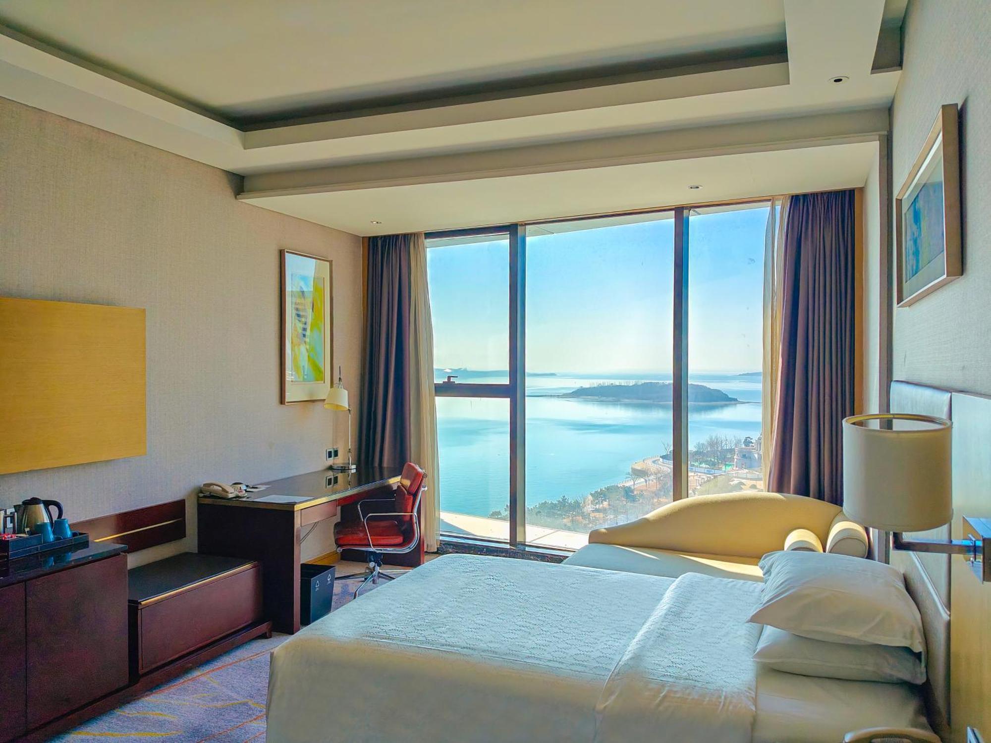 Sheraton Qingdao West Coast Bagian luar foto