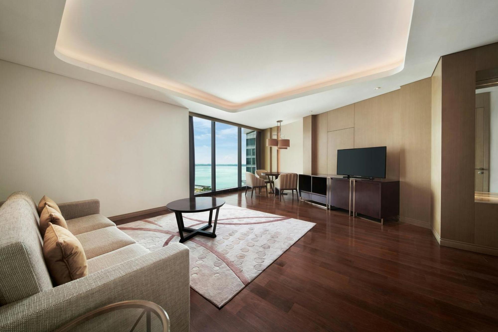 Sheraton Qingdao West Coast Bagian luar foto